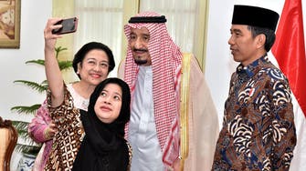 Third selfie of King Salman’s Asian tour is lighting up the internet