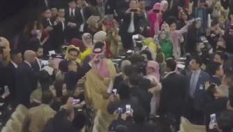 WATCH: King Salman selfie-frenzy take over Indonesian parliament