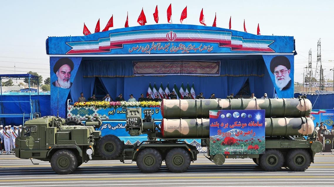 A long-range S-300 missile system is displayed by Iran's army during a military parade marking the 36th anniversary of Iraq's 1980 invasion of Iran. (File photo: AP)