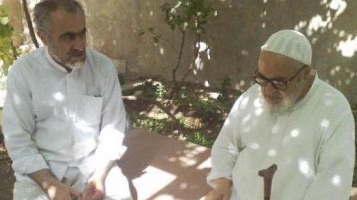 آیت الله حسینعلی منتظری به همراه فرزندش احمد