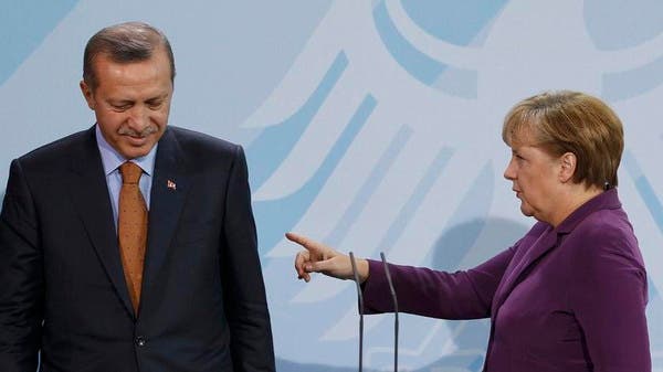 ميركل تحذر أردوغان: الهجوم يؤدي لعودة داعش