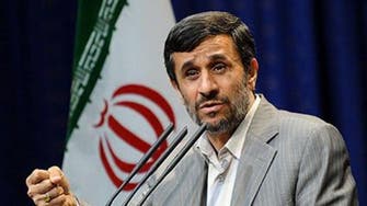 أحمدي نجاد: سأكشف مؤامرات عصابات السلطة ضدي