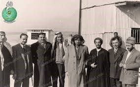 صورة لقاء سيد قطب ونواب صفوي في مؤتمر القدس بالقاهرة 1953
