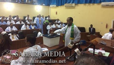 من جلسة التصويت أمس الجمعة في مجلس الشيوخ الموريتاني (نقلاً عن صحراء ميديا)