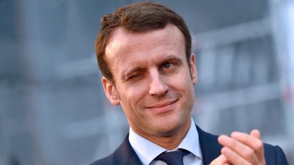 مرشح تيار الوسط بالانتخابات الرئاسية الفرنسية إيمانويل ماكرون