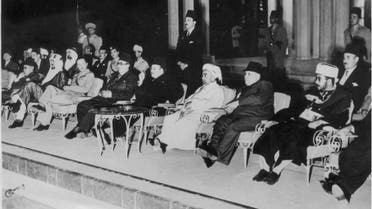 اجتماع أول قمة عربية طارئة في أنشاص بمصر سنة 1946