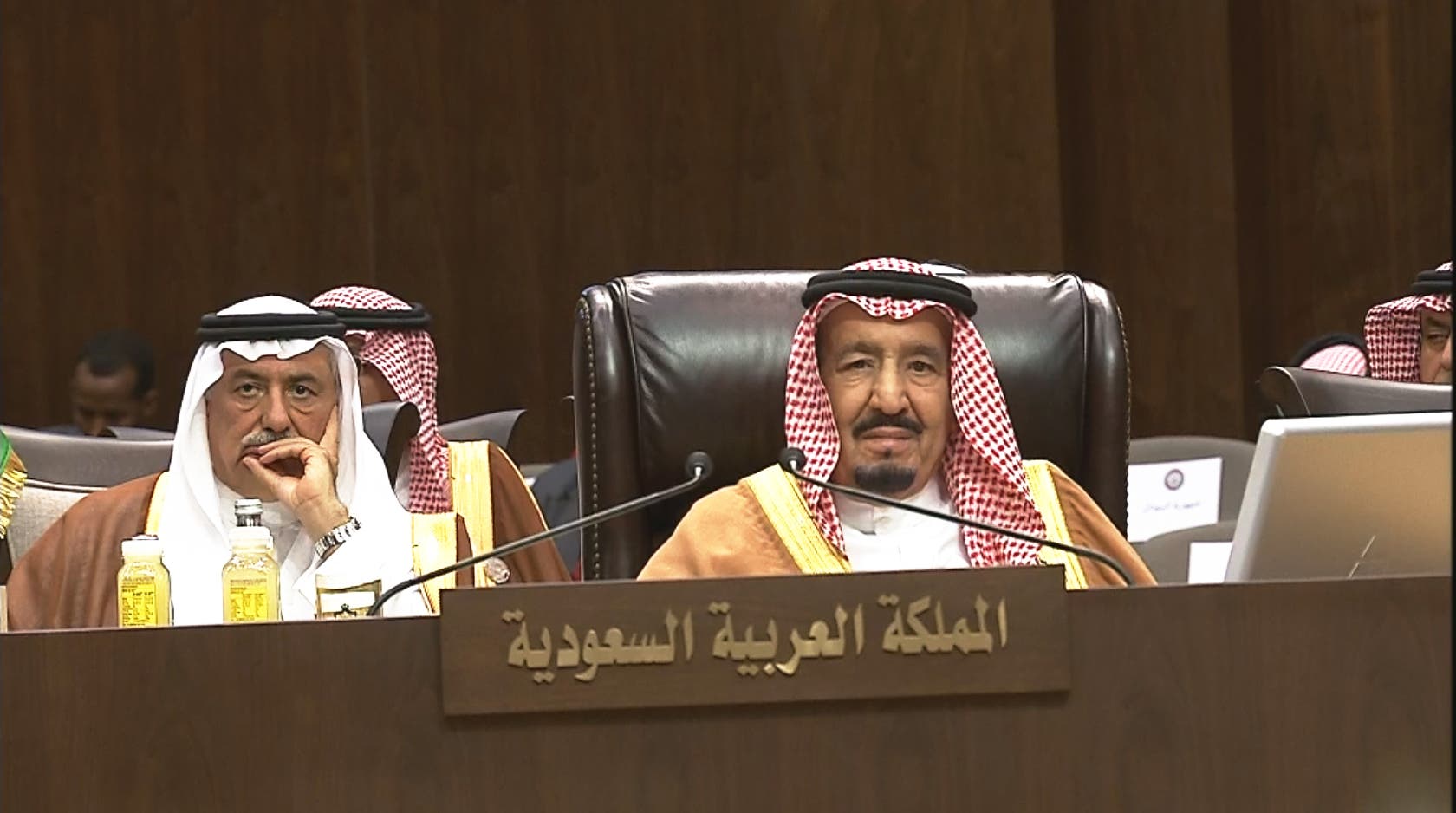 3e4aa083 39ff 4d2d 9c93 7d01df2803cc - النخبة
