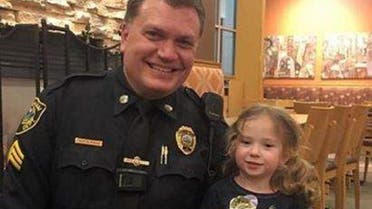 4-year-old  Lillian with Sgt. Steven Dearth after joining him during dinner at Panera Bread restaurant in Massachusetts.  (Fecebook)