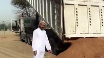 WATCH: Dubai crown prince helps truck driver stuck in desert