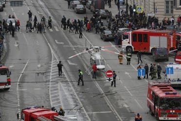 General view of emergency services attending the scene outside Sennaya Ploshchad metro station, following explosions in two train carriages in St. Petersburg, Russia April 3, 2017 (Photo: Reuters/Anton Vaganov)
