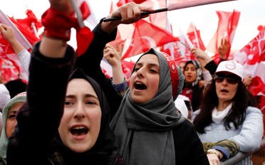 Supporters of Turkish President Tayyip Erdogan cheer during a rally for the upcoming referendum in Istanbul. (Reuters)