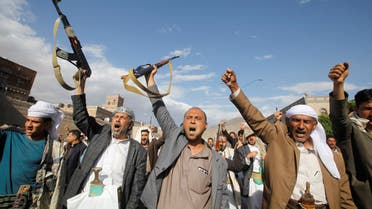 Supporters of the Houthi movement shout slogans at a pro-Houthi rally in Sanaa, Yemen, March 17, 2017. (Reuters)