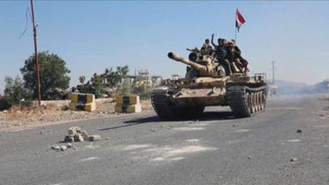 THUMBNAIL_ شاهد معارك الجيش الوطني اليمني للسيطرة على معسكر خالد بن الوليد في تعز 