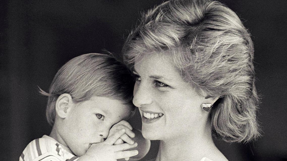 FILE PHOTO - Britain's Princess Diana holds Prince Harry during a morning picture session at Marivent Palace, where the Prince and Princess of Wales are holidaying as guests of King Juan Carlos and Queen Sofia, in Mallorca, Spain August 9, 1988. REUTERS
