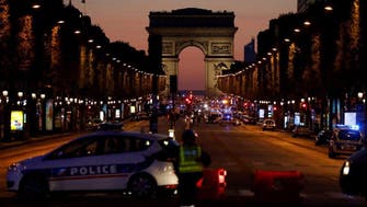  هجوم مسلح في الشانزيليزيه وسط باريس.. وداعش يتبنى 