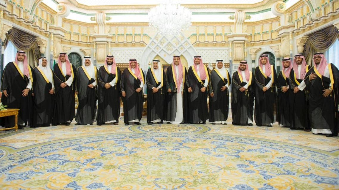 المعينون بالأوامر الملكية يؤدون القسم أمام خادم الحرمين