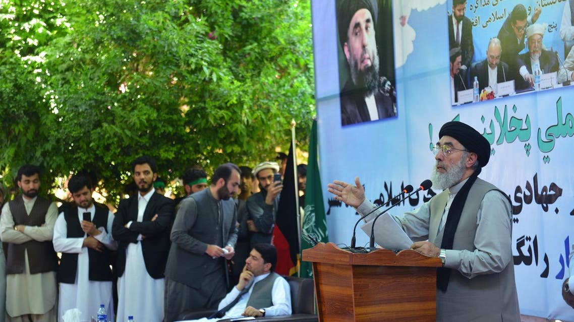 Warlord Gulbuddin Hekmatyar, leader of Hezb-i-Islami, gives a speech in Mihtarlam city, capital of eastern Laghman province, Afghanistan, Saturday, April 29, 2017. (AP)