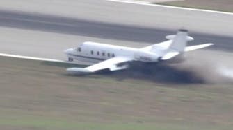 WATCH: Pilot makes emergency landing after plane loses a wheel