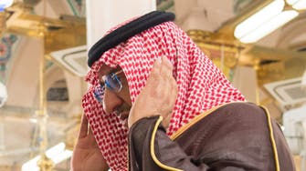 بالصور.. ولي العهد السعودي يزور المسجد النبوي