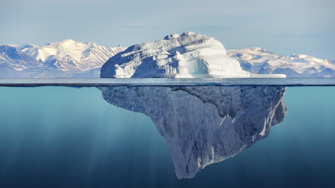 Dubai firm plans to harvest icebergs in the southern Indian Ocean and tow them 9,200 kilometers away to the Gulf. (Shutterstock)