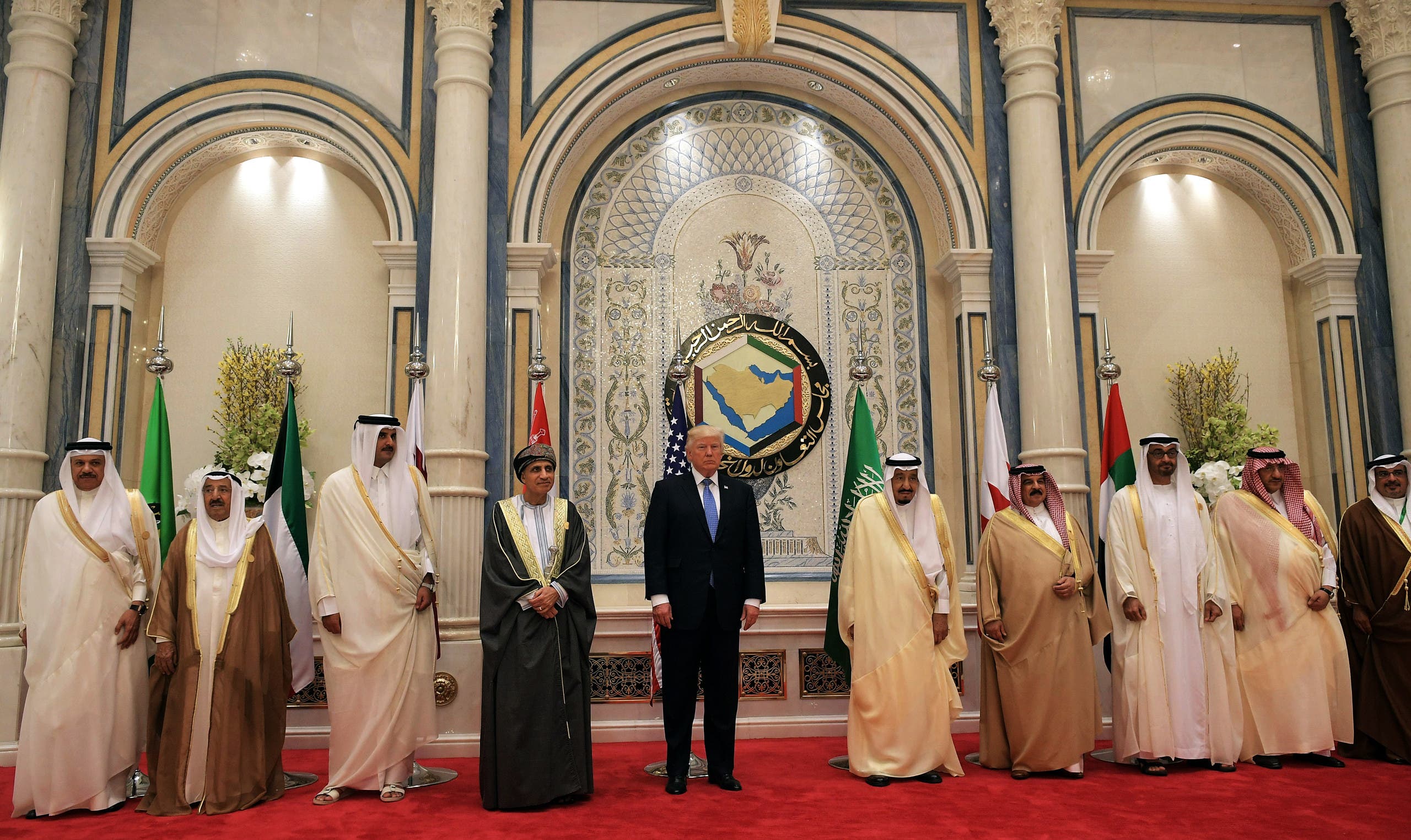 صورة تذكارية تجمع ترمب وقادة الخليج
