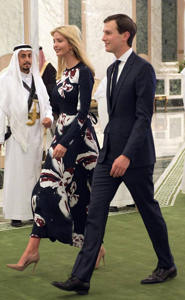 إيفانكا برفقة زوجها بثوب من سيدريك شارلييه