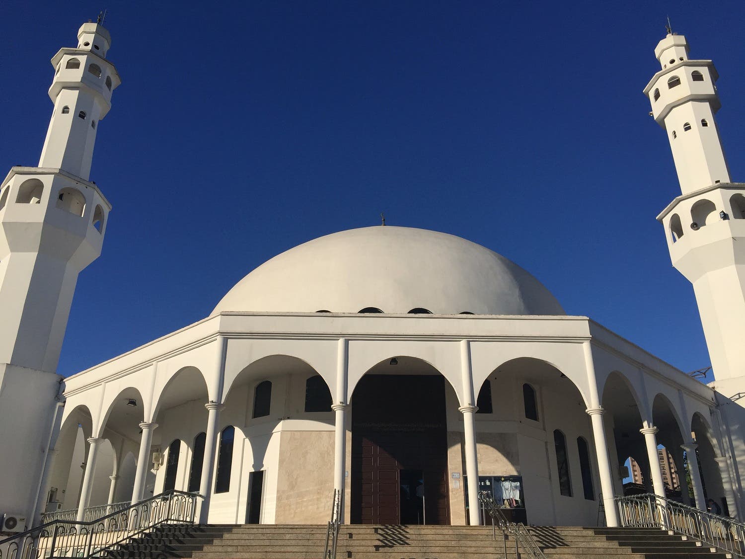 A view of the Mosque of Omar Ibn Al-Khattab, the main mosque for the Muslim community in Foz do Iguacu, Brazil, July 27, 2016. (Reuters)