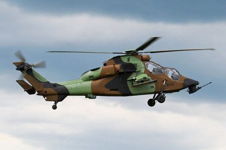 بالصور أفضل 10 طائرات هليكوبتر هجومية في العالم 9e9e2013-bd1d-48ba-a4a4-032a957f40f3
