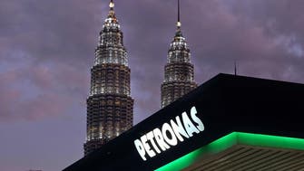 تراجع أرباح "بتروناس" الماليزية مع هبوط أسعار الطاقة