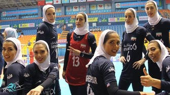 إيران تعاقب 3 لاعبات من منتخب "الطائرة" لأسباب مجهولة