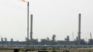A general view shows natural gas wells at the Habshan gas complex in Abu Dhabi, January 15, 2007. (Reuters)