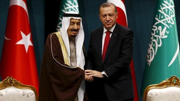 Tayyip Erdogan and Saudi King Salman shake hands during a ceremony in Ankara, Turkey on April 12, 2016. (Reuters)