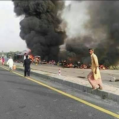 pakistan oil tanker explosion