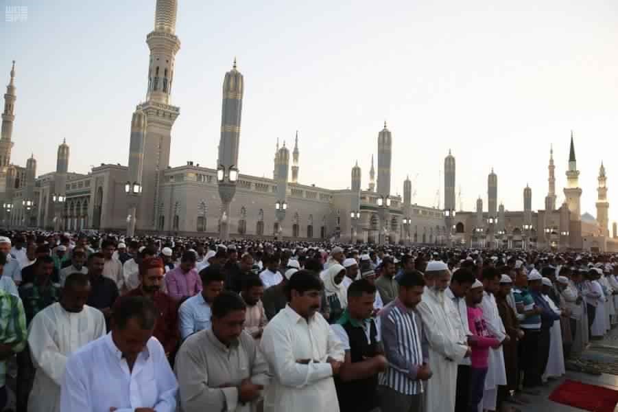 IN PICTURES: More than a million Muslims perform Eid prayers at Prophet’s Mosque