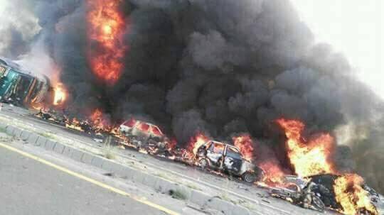 pakistan oil tanker explosion