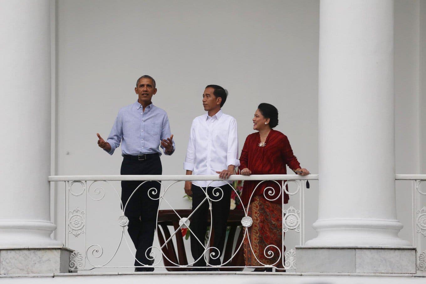 بالصور.. أوباما يزور منزل طفولته في جاكرتا  4b8156b4-afd9-44db-a572-780b5efb380c
