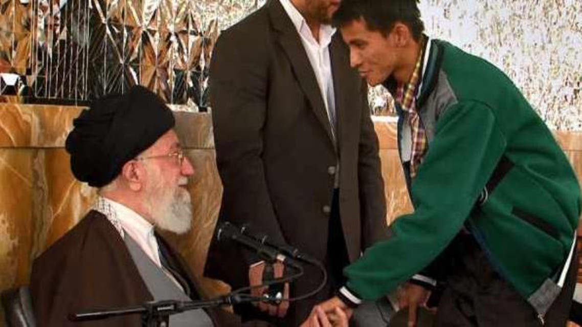 خامنئي يستقبل مقاتلين أفغان