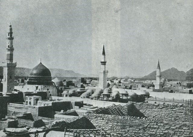 قصة 14 مرحلة عاشها المسجد النبوي منذ 14 قرنا