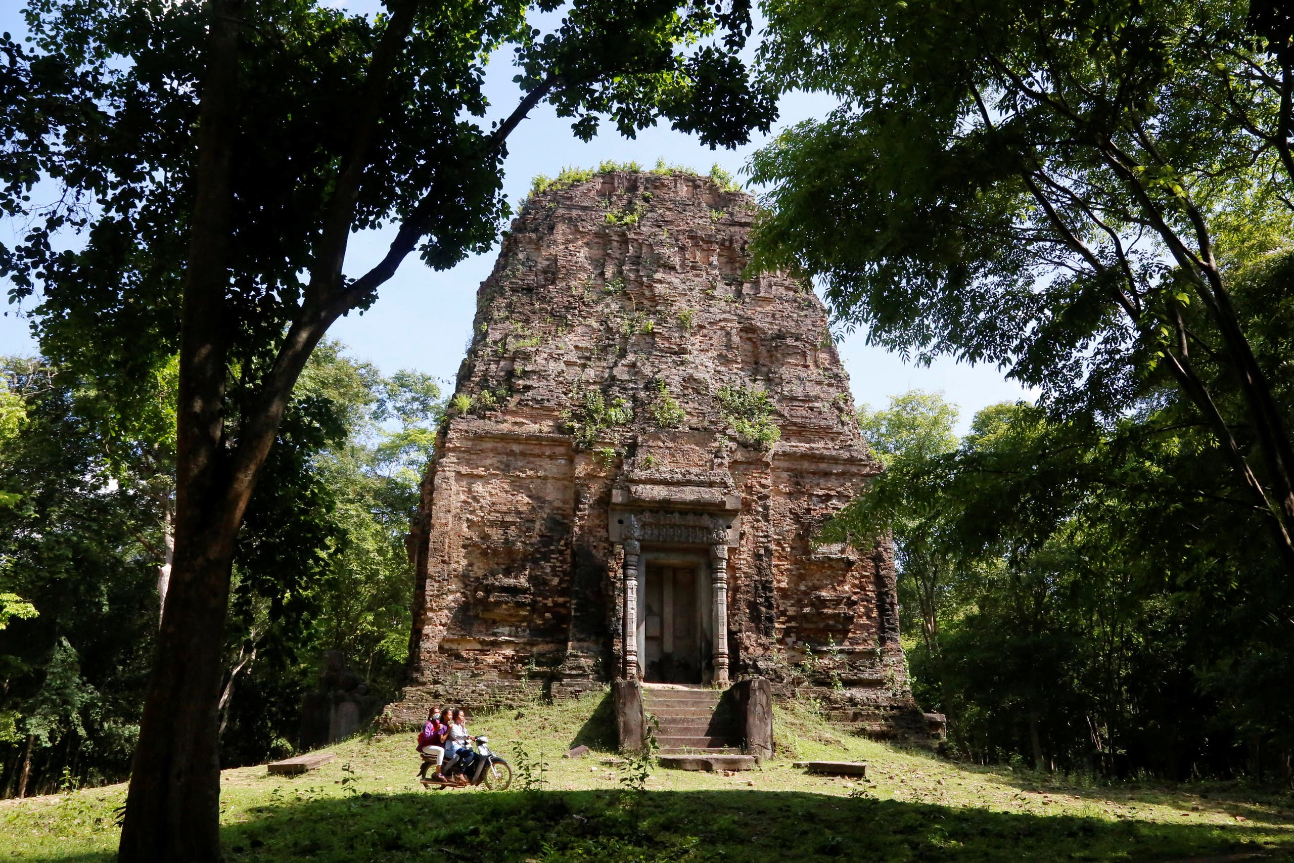 Sambor Prei Kuk temple, an archaeological site of Ancient Ishanapura, is seen in Kampong Thom province, Cambodia May 20, 2017. Reuters)
