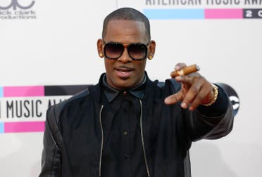 Singer R. Kelly arrives at the 41st American Music Awards in Los Angeles, California November 24, 2013. (Reuters)