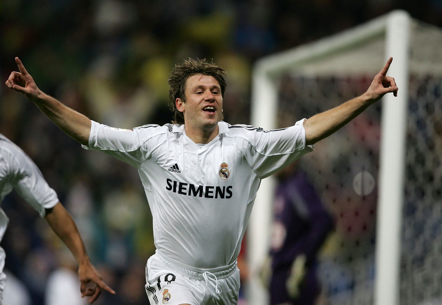 Real Madrid's Italian Antonio Cassano celebrates after opening the scoring against Athletico Madrid during the Madrid derby at the Santiago Bernabeu stadium in Madrid, 04 March 2006d. AFP PHOTO/PHILIPPE DESMAZES