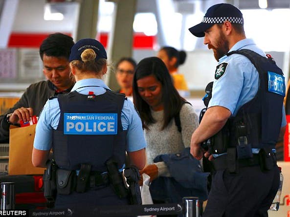 Sammenligning forord Aftale Australia foils plot by two Lebanese to explode flight using meat-mincer  bomb | Al Arabiya English