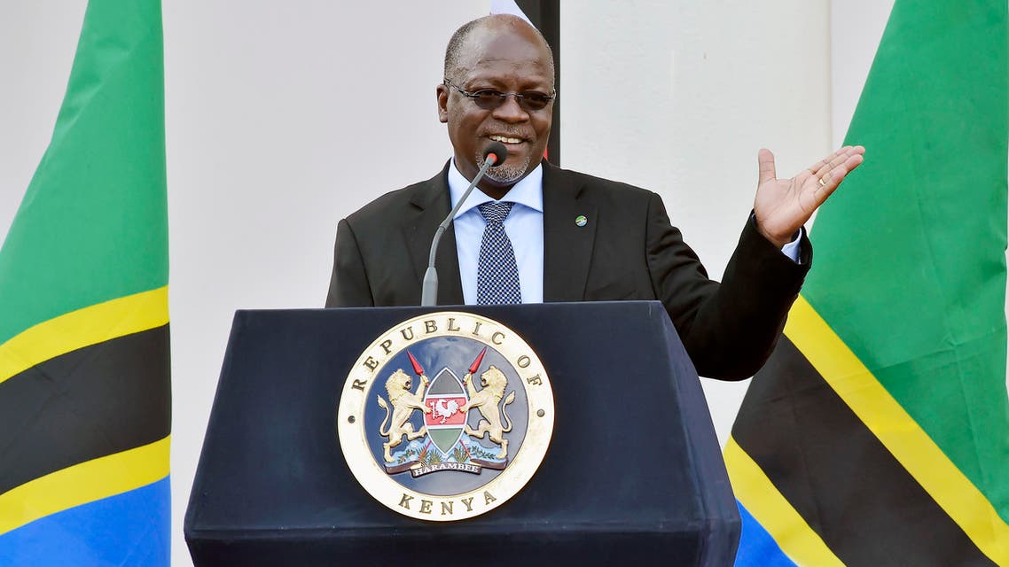 Tanzanian President John Pombe Magufuli speaks during a joint press conference with Kenyan President on October 31, 2016 at the State House in Nairobi. President Magufuli is in the country for a two-day state visit. SIMON MAINA / AFP