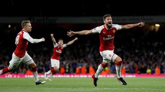 Giroud header seals Arsenal win in season-opening thriller