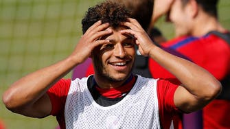 Oxlade-Chamberlain joins Liverpool from Arsenal