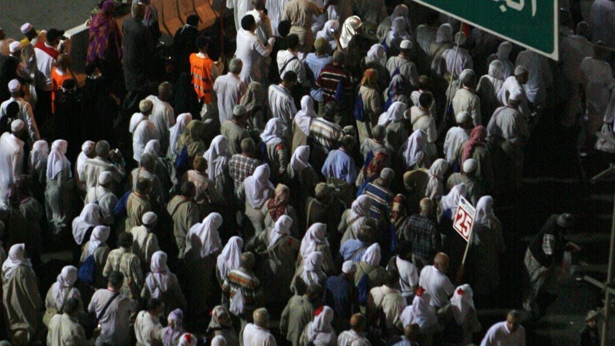 IN PICTURES: Hajj Pilgrims Symbolically ‘stone Devil’ In Last Major ...