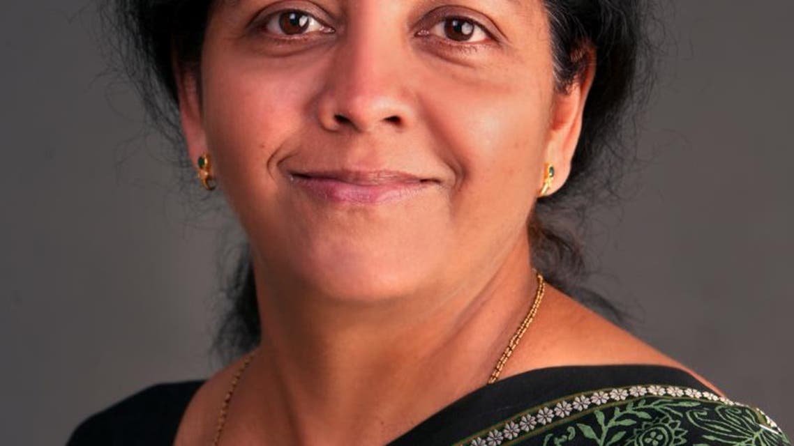 Nirmala-Sitharaman وزيرة الدفاع في الهند