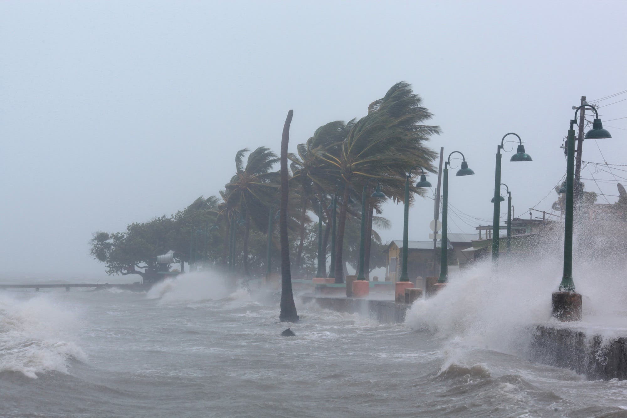 Waves crash against the seawall as Hurricane Irma slammed across islands in the northern Caribbean on Wednesday, in Fajardo, Puerto Rico, September 6, 2017. (Reuters)