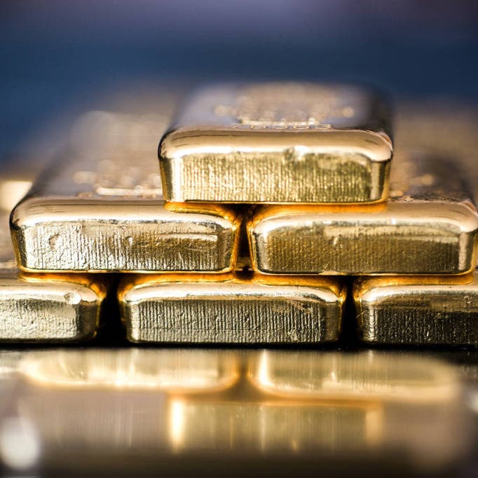 الإمارات تعفي تجارة الذهب والألماس من الضرائب