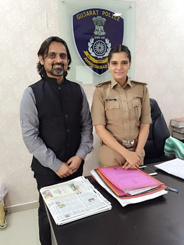 Police officer Manjita Vanzara (right) and social worker Dr Ronak Gandhi say that youngsters these days want to kill themselves over trivial matters. (Supplied)